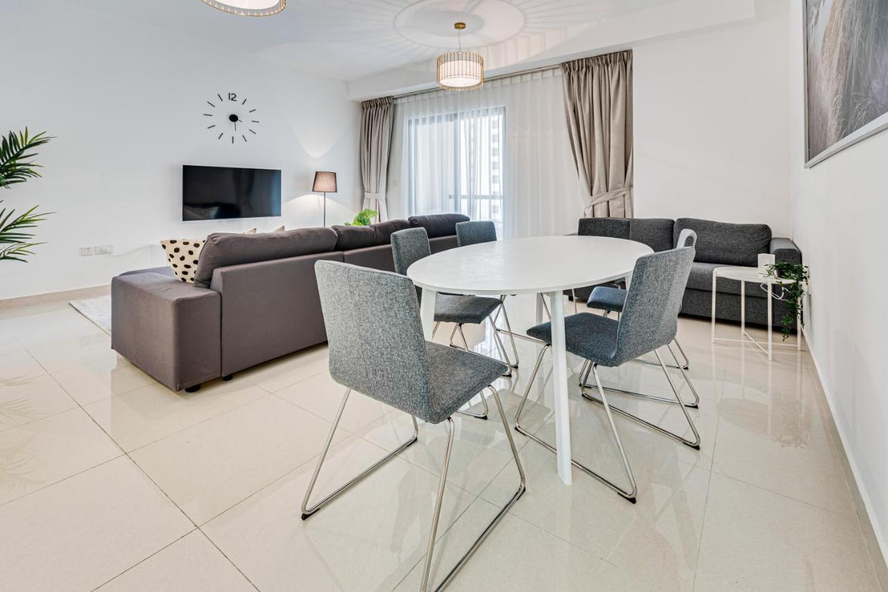 2 Bd Apartment In Bahar Jbr Dubai Exterior photo
